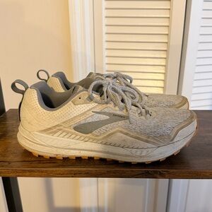 Brooks Cascadia Trail Running Shoes